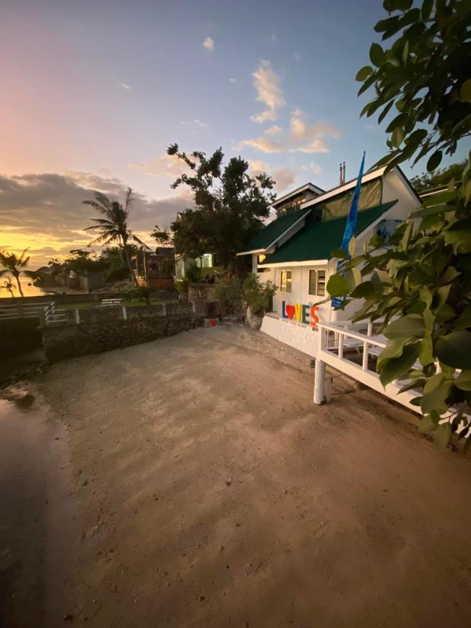 Love'S Beach & Dive Resort 莫阿尔博阿 外观 照片