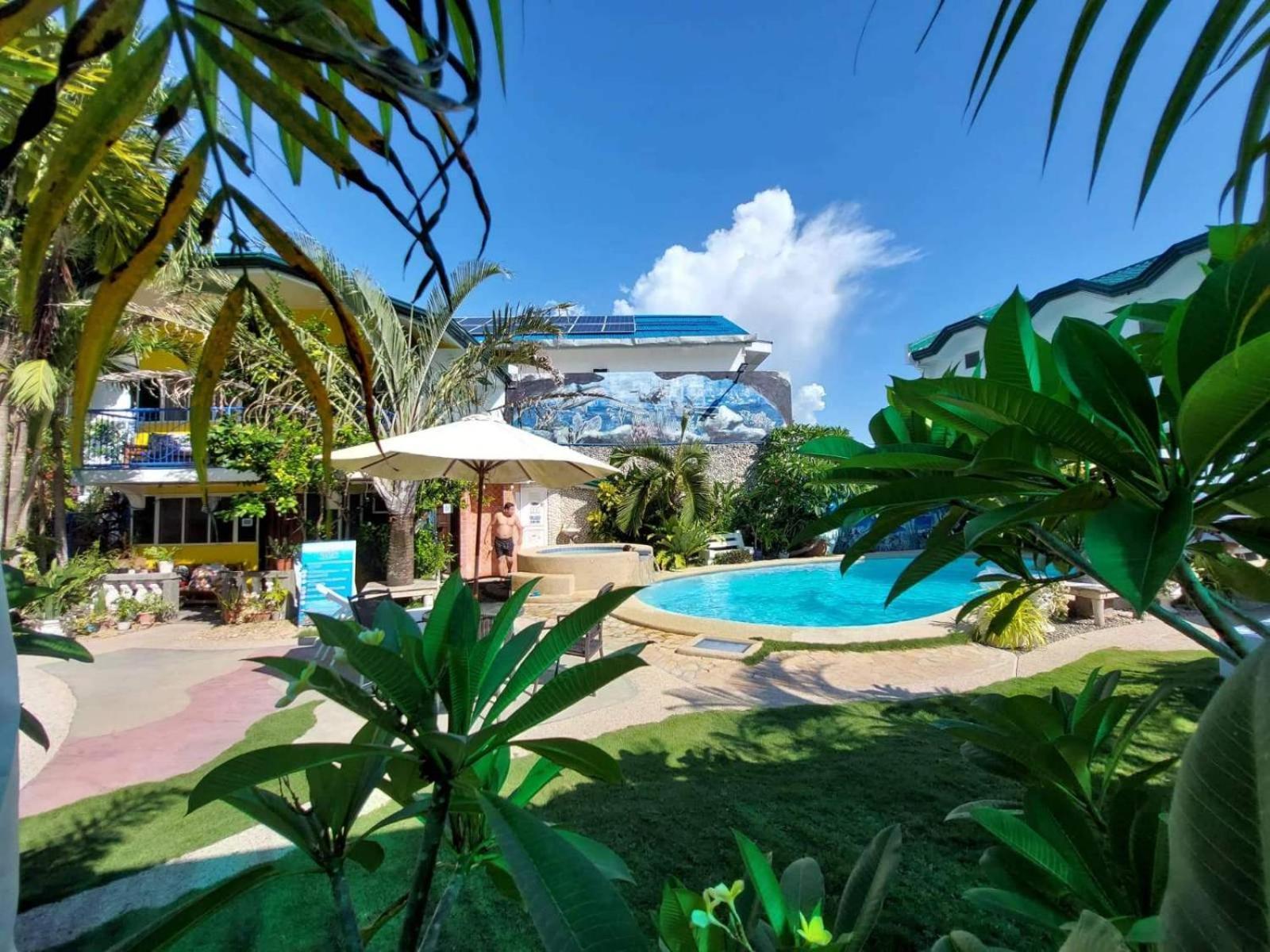 Love'S Beach & Dive Resort 莫阿尔博阿 外观 照片
