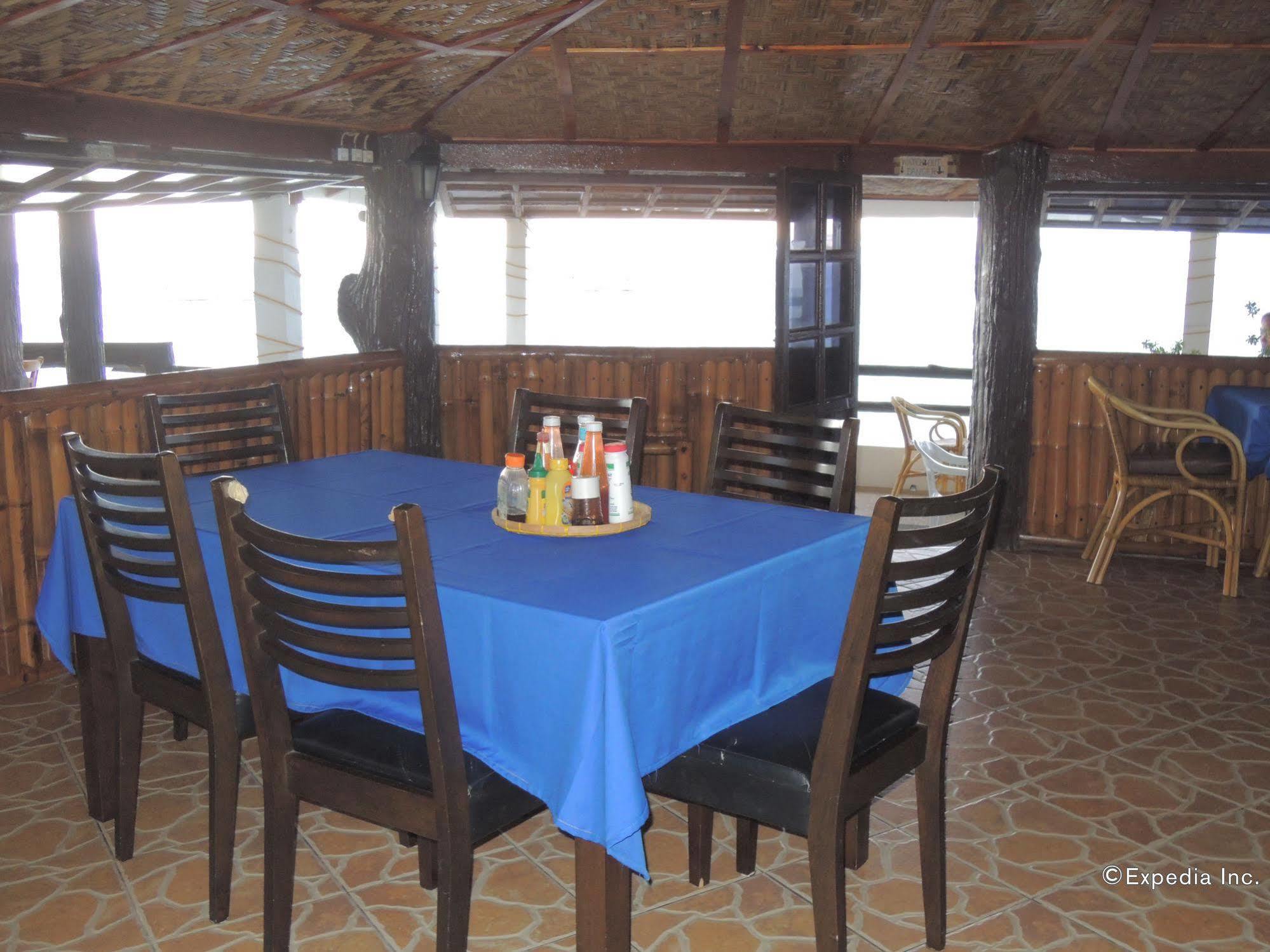 Love'S Beach & Dive Resort 莫阿尔博阿 外观 照片