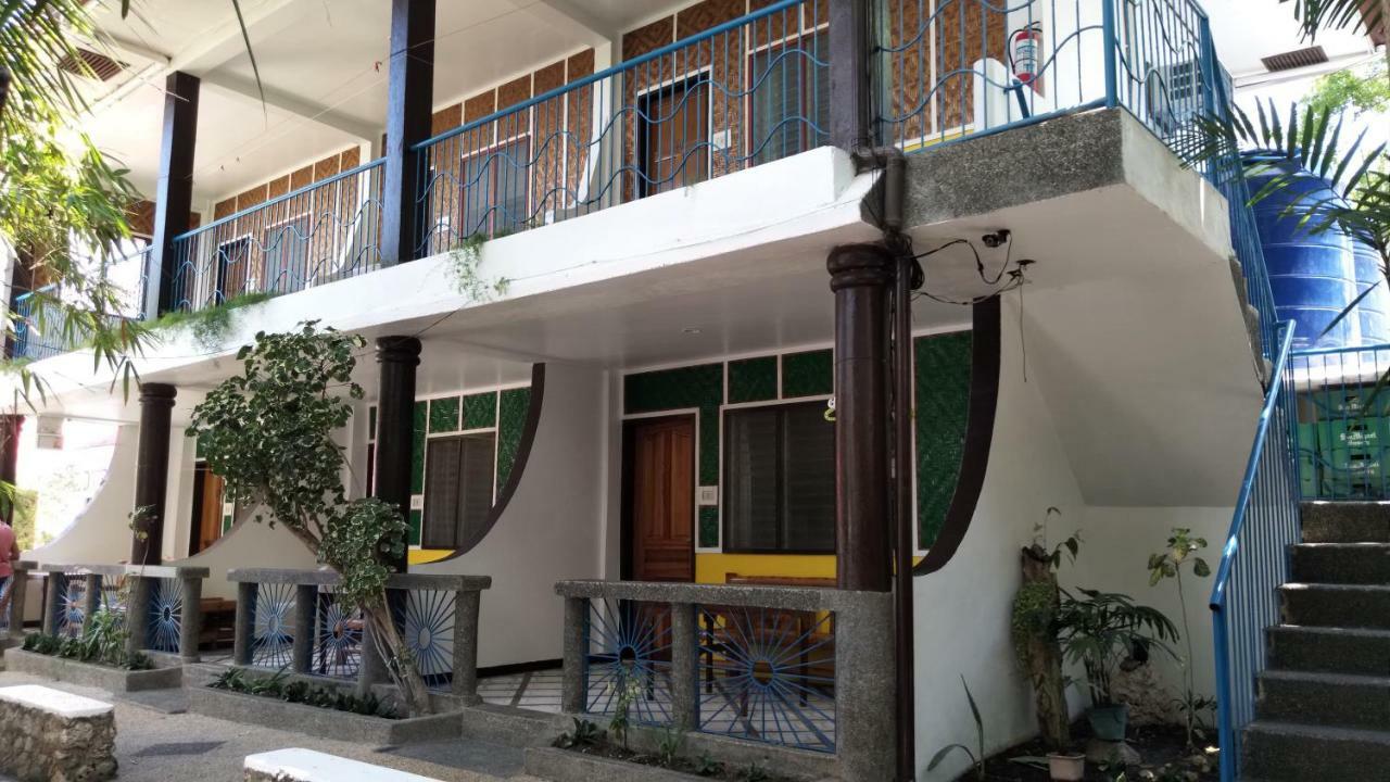 Love'S Beach & Dive Resort 莫阿尔博阿 外观 照片